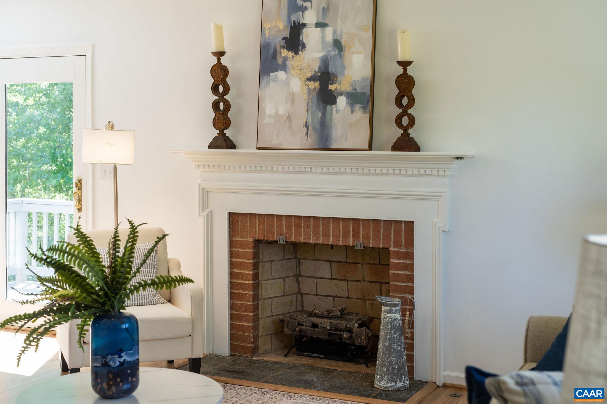 2208 Banbury St, Charlottesville, VA 22901 — photo 3