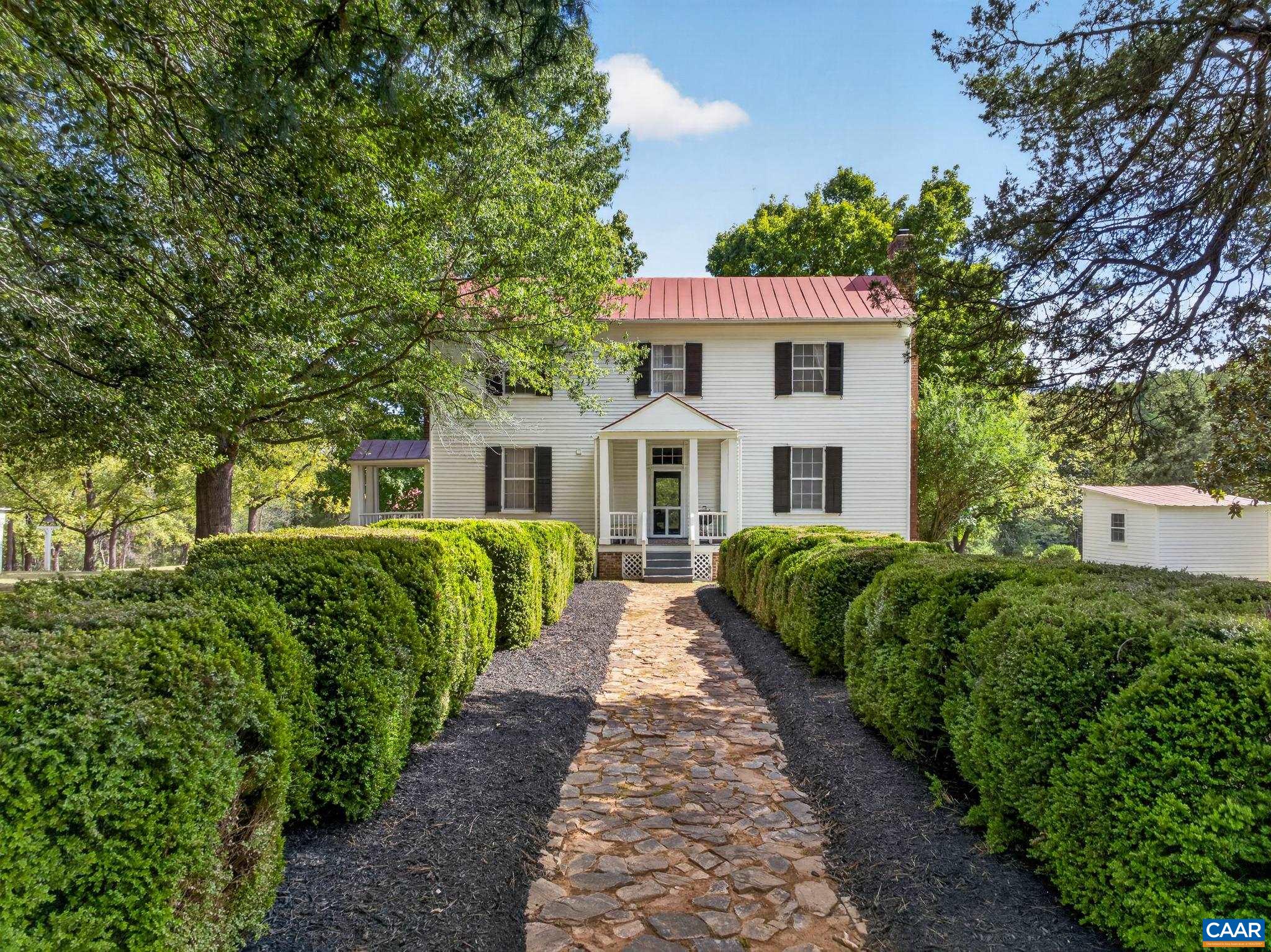 1642 Edgehill Plantation Rd, Gladstone, VA 24553