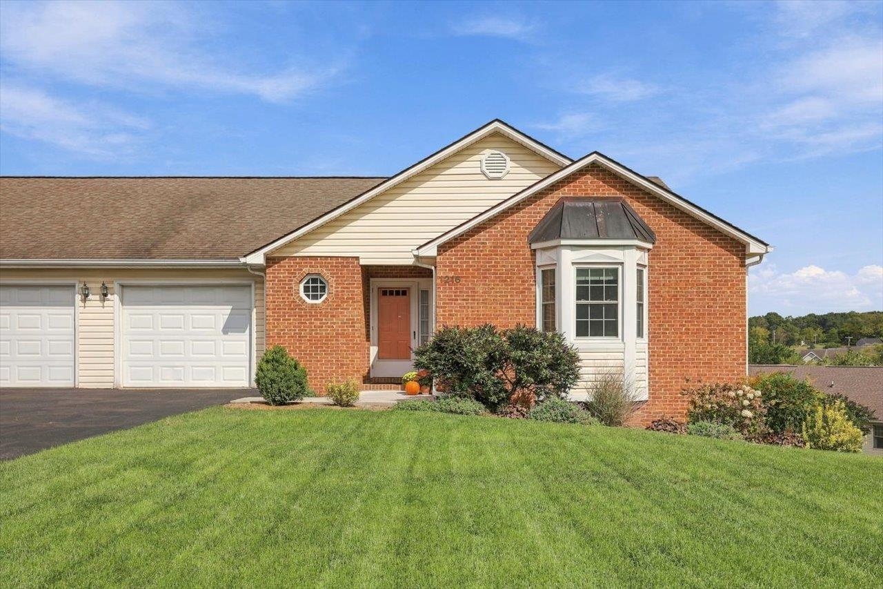 1216 Poplar Cir, Harrisonburg, VA 22802 — photo 2