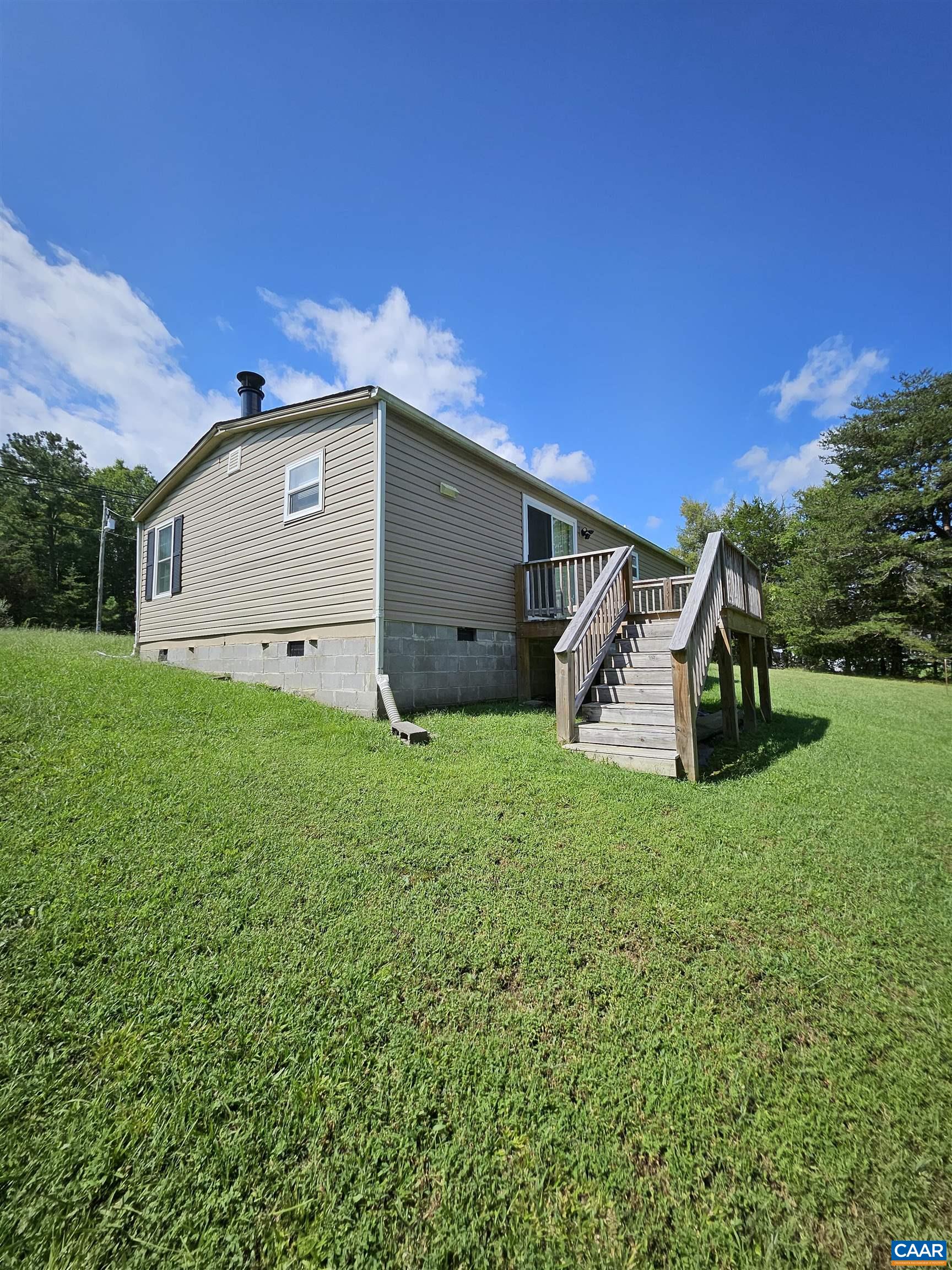 2682 Layne St, Farmville, VA 23901 — photo 3