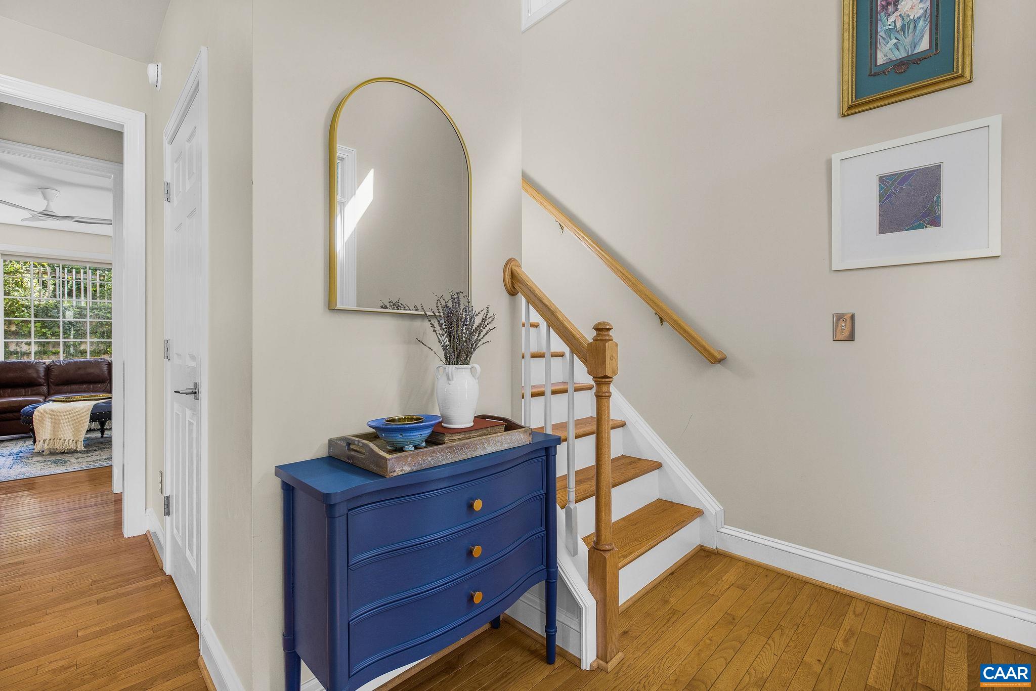 1102 Saint Charles Ct, Charlottesville, VA 22901 - photo 9