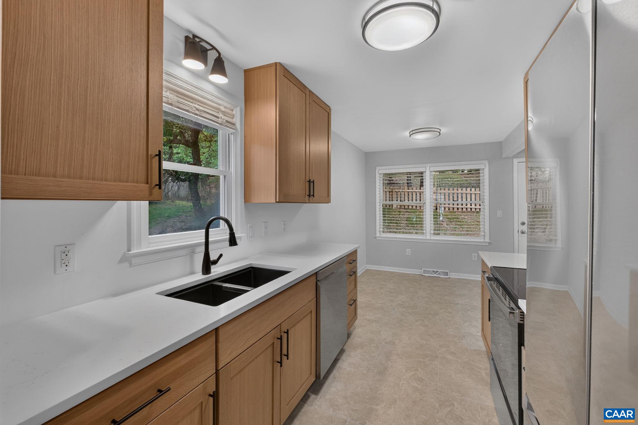 1755 Hearthglow Ln, Charlottesville, VA 22901 — photo 9