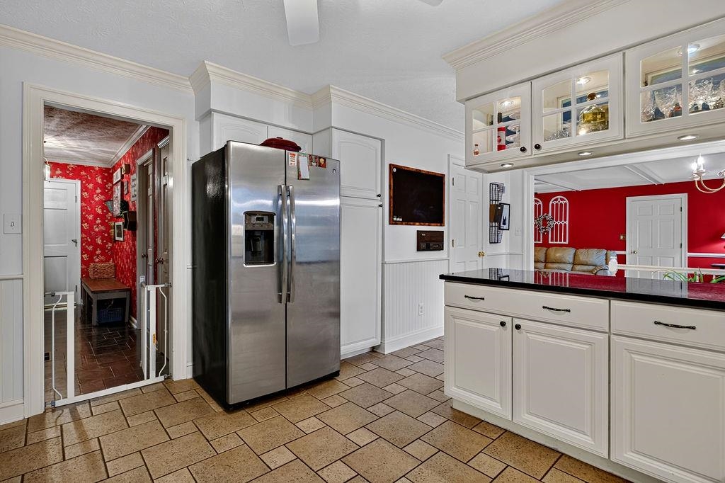318 College Cir, Staunton, VA 24401 — photo 10