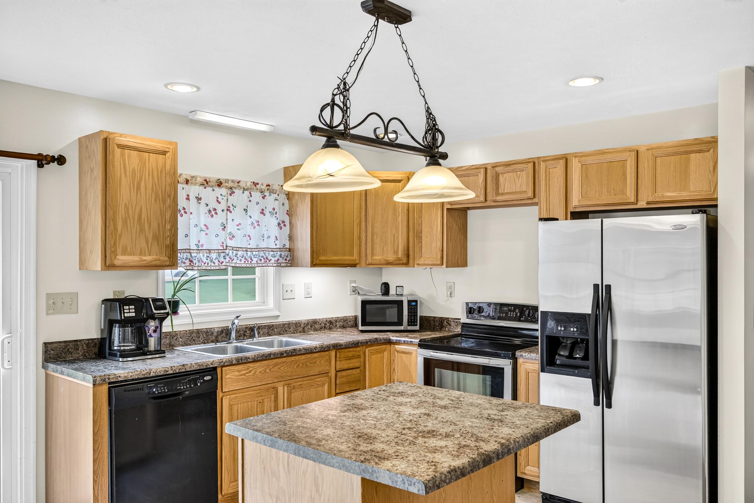 14381 Birdview Ln, Timberville, VA 22853 — photo 2