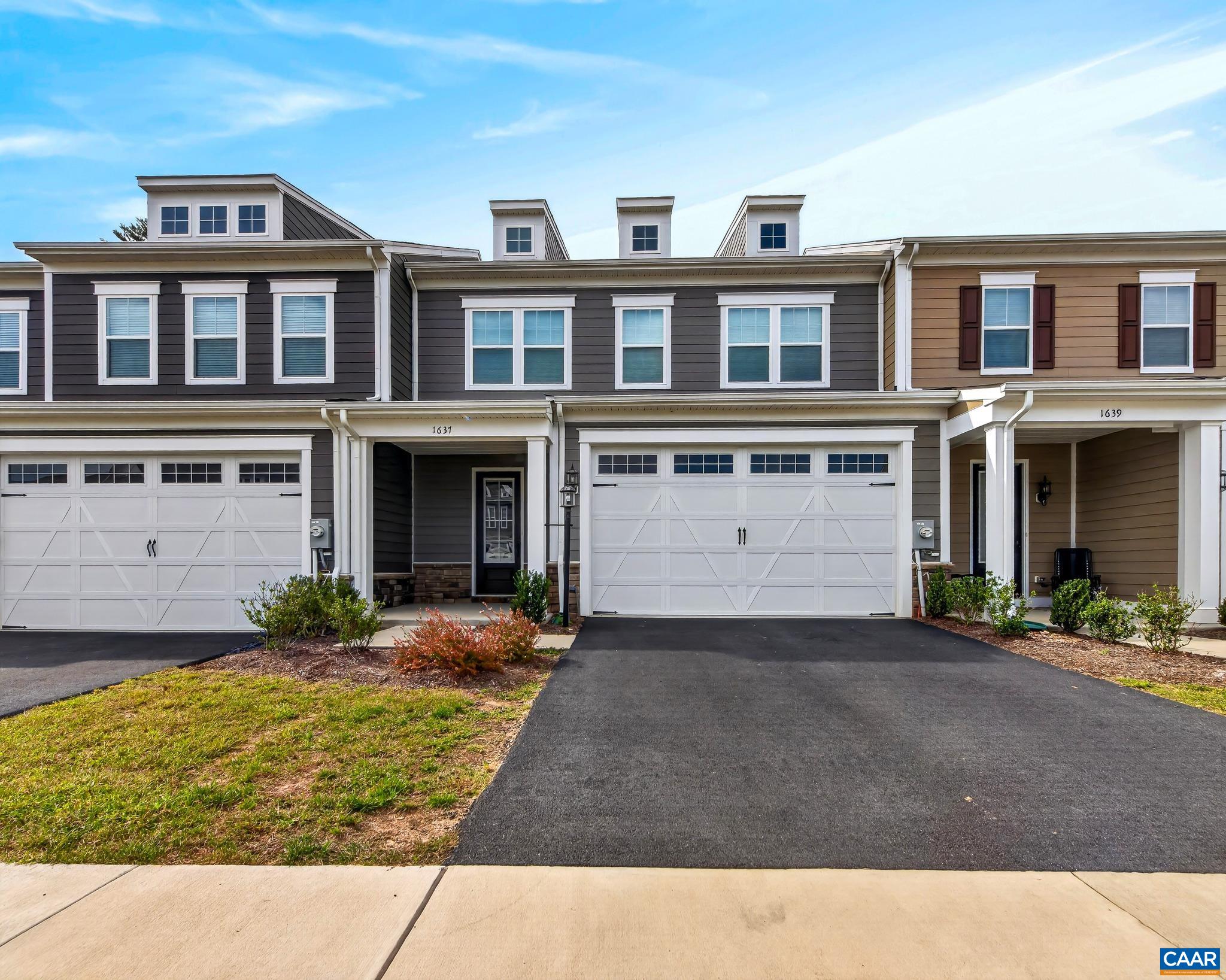 1637 Koch Ct, Charlottesville, VA 22911