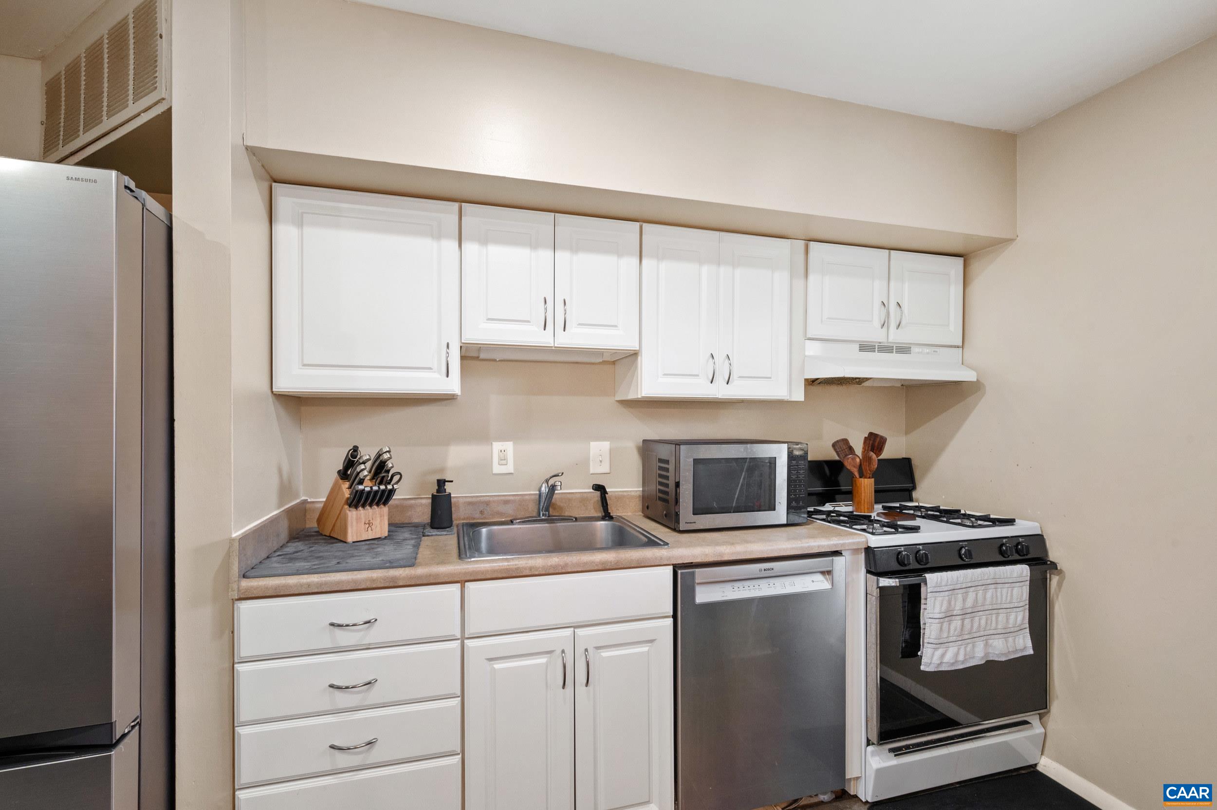163 Hessian Hills Way, Charlottesville, VA 22901 — photo 9