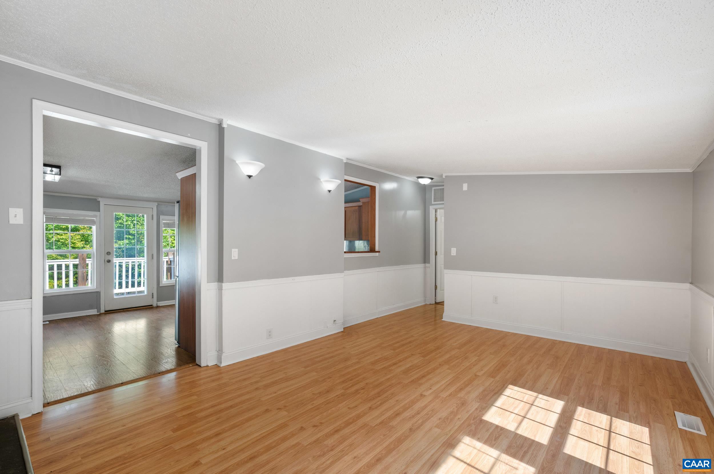9483 Hatton Ferry Rd, Scottsville, VA 24590 — photo 5