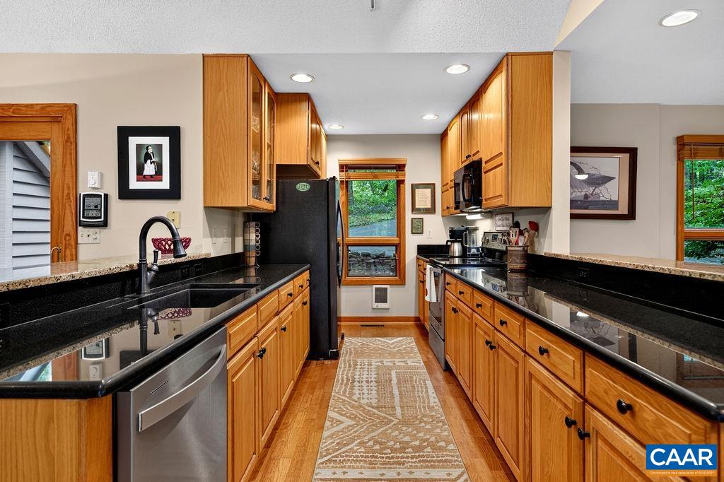 27 Veery Ln, Wintergreen Resort, VA 22967 — photo 7