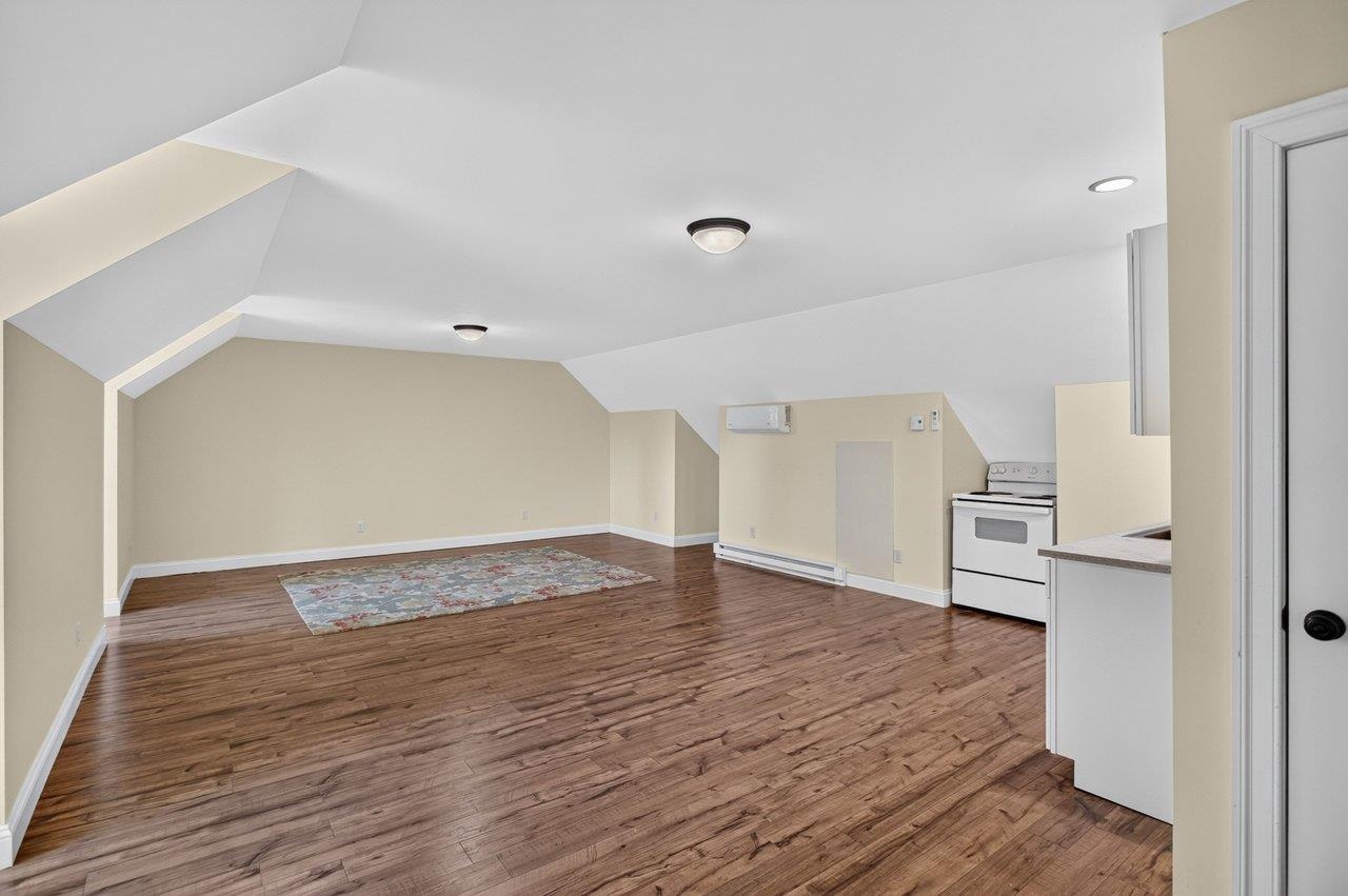 2970 Huntington Springs Dr photo 40