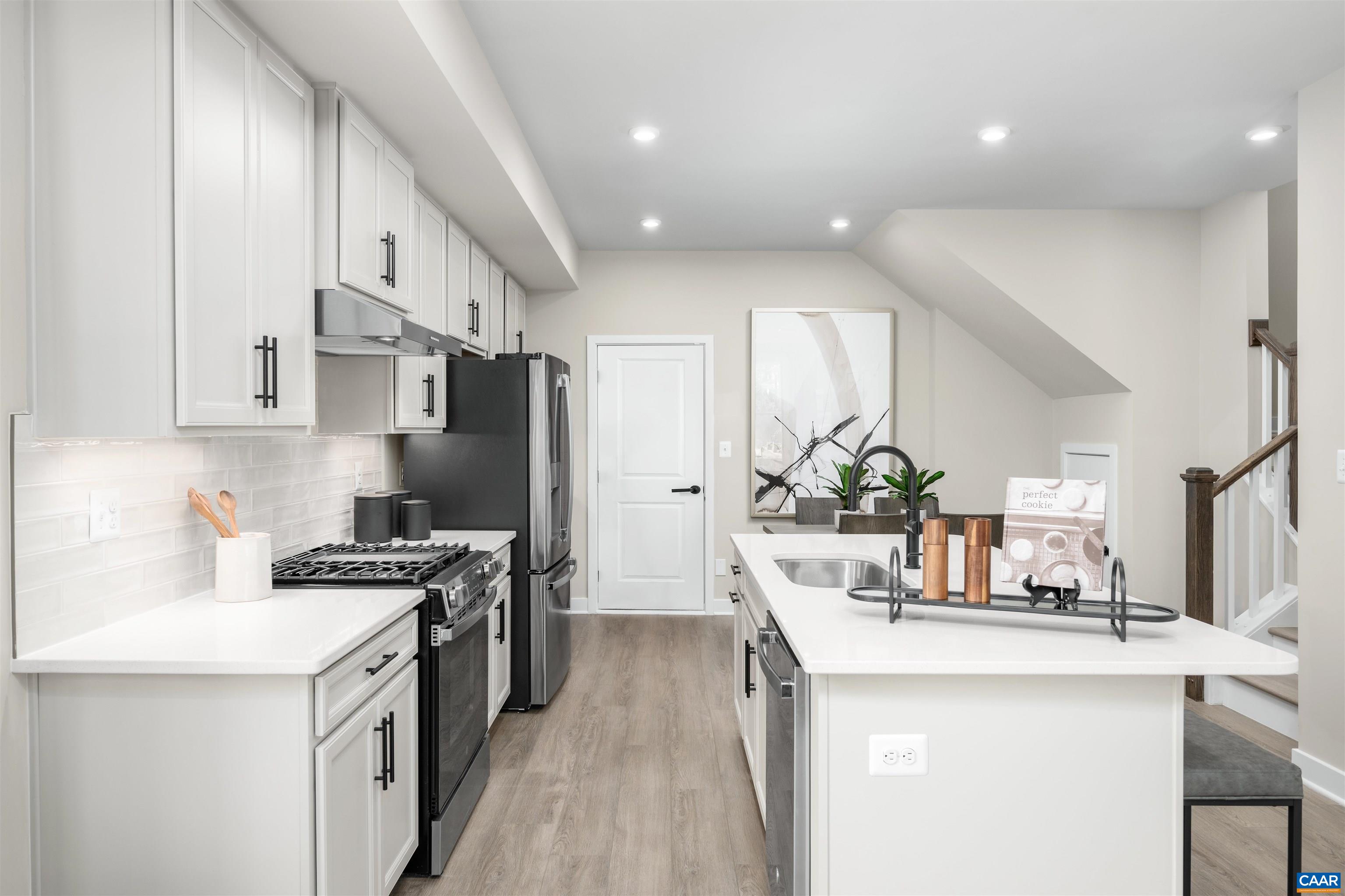 101 Perseus Ln, Charlottesville, VA 22901 — photo 4