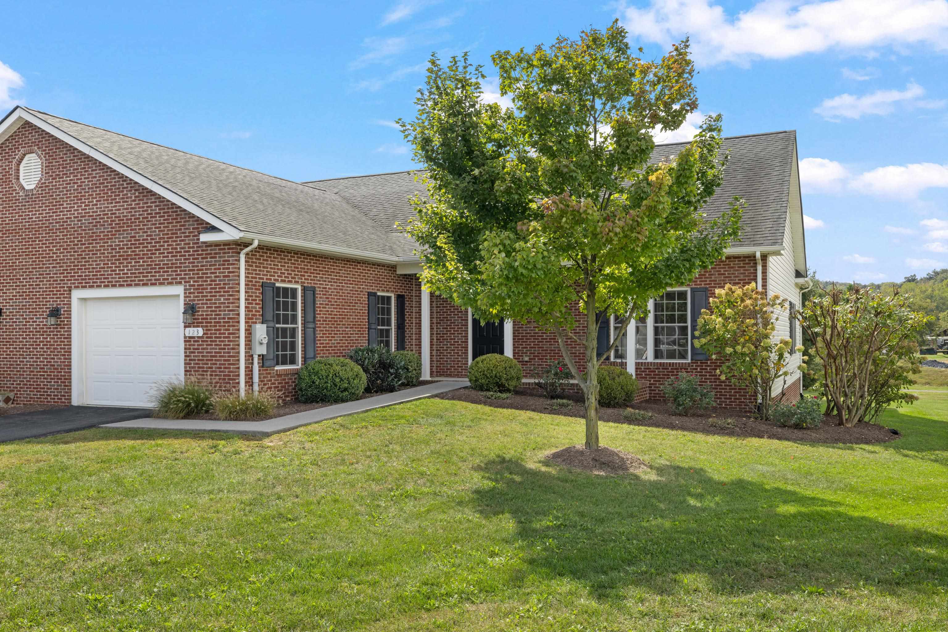123 Hollen Mill Ct, Bridgewater, VA 22812
