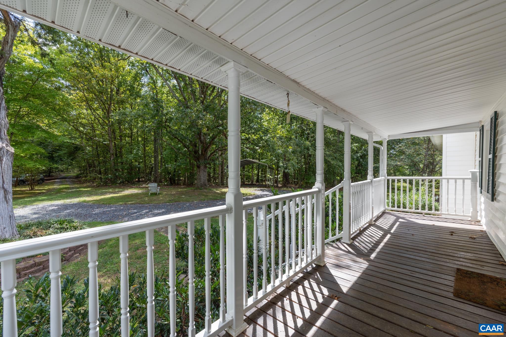323 Peaceful Ln, Palmyra, VA 22963 — photo 9