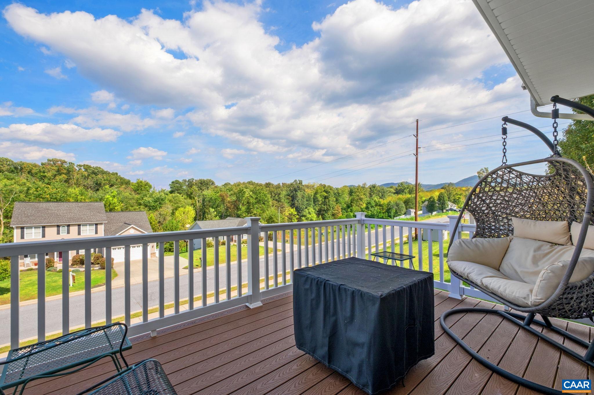 824 Carson Cir, Grottoes, VA 24441 — photo 3