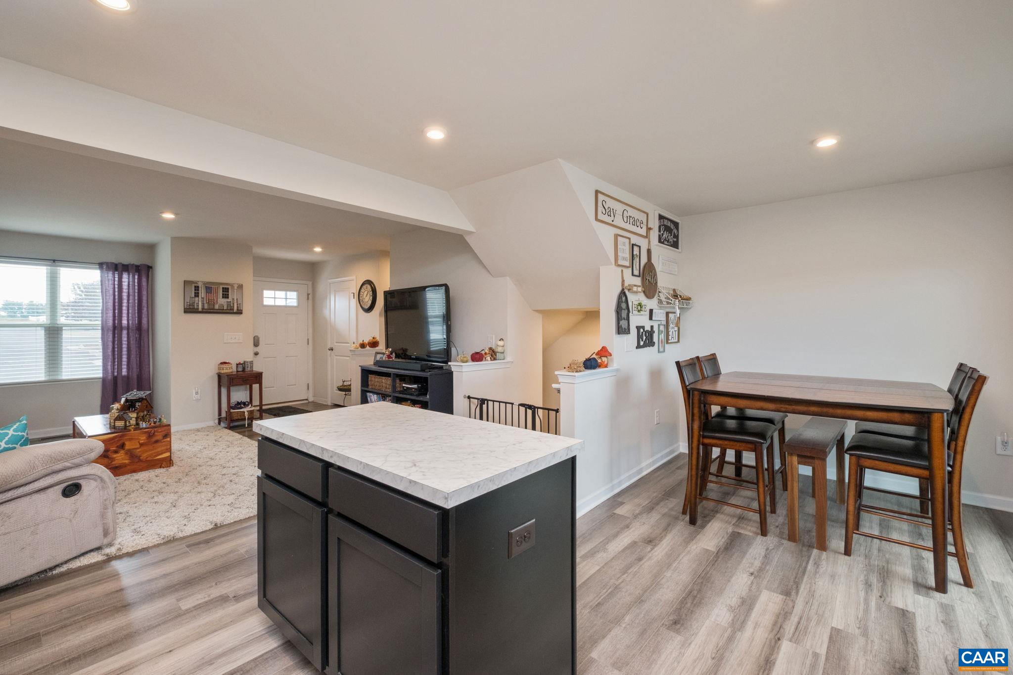 824 Carson Cir, Grottoes, VA 24441 — photo 7
