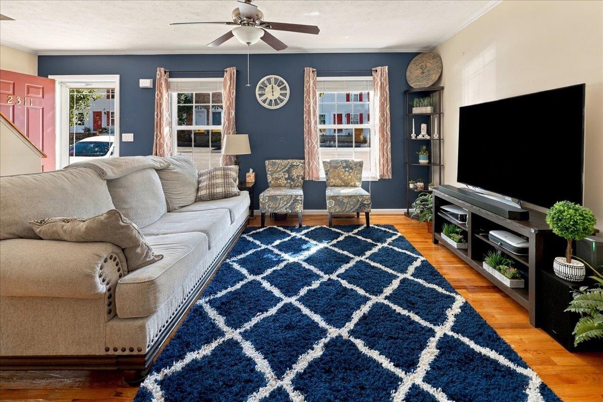 2311 Breckenridge Ct photo 4