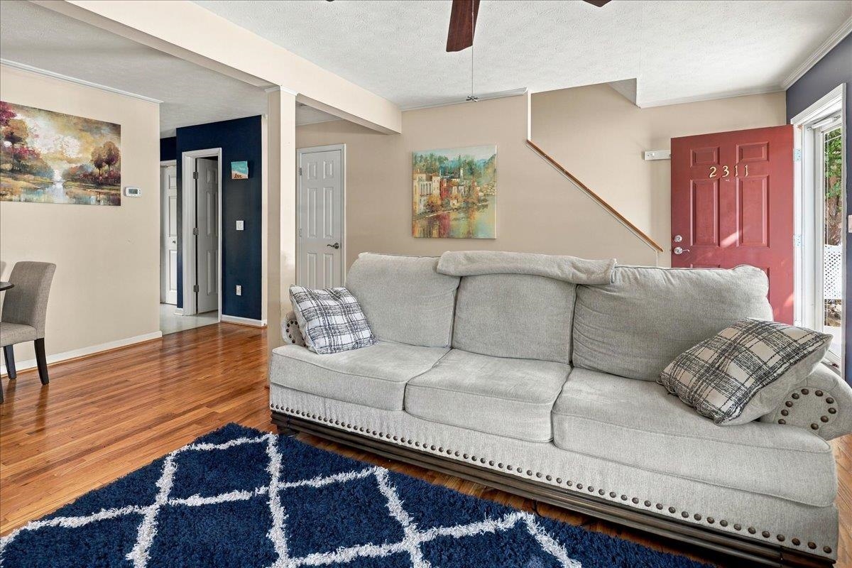 2311 Breckenridge Ct photo 6
