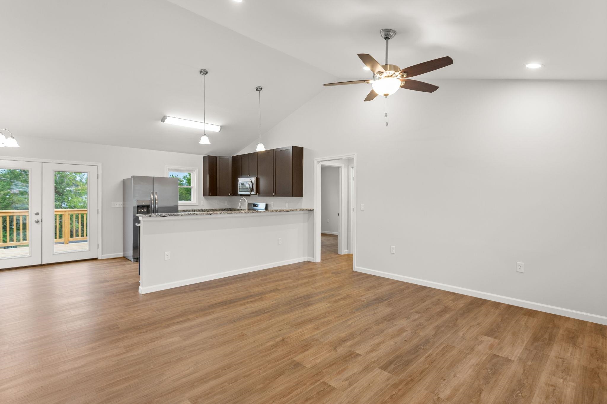 251 Holly Hill St photo 2