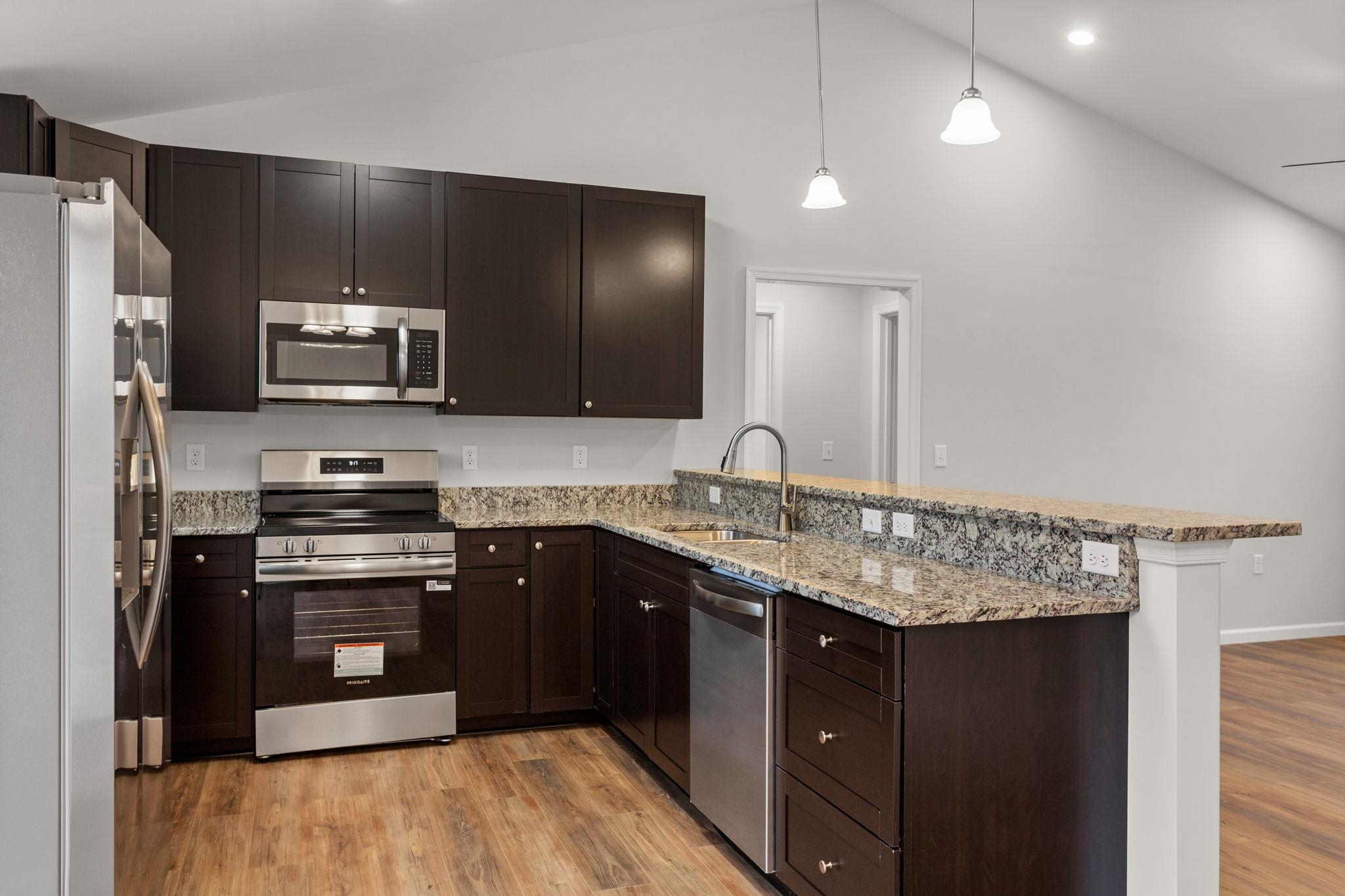 251 Holly Hill St photo 9