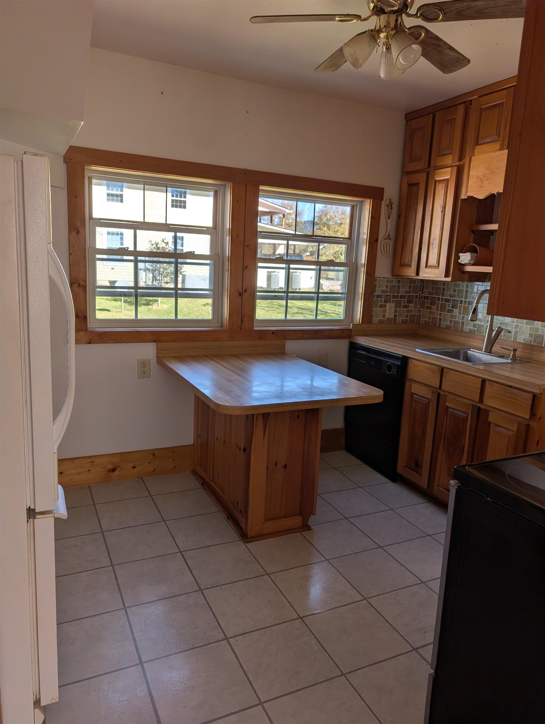 41 Lake View Dr, Bacova, VA 24412 — photo 8