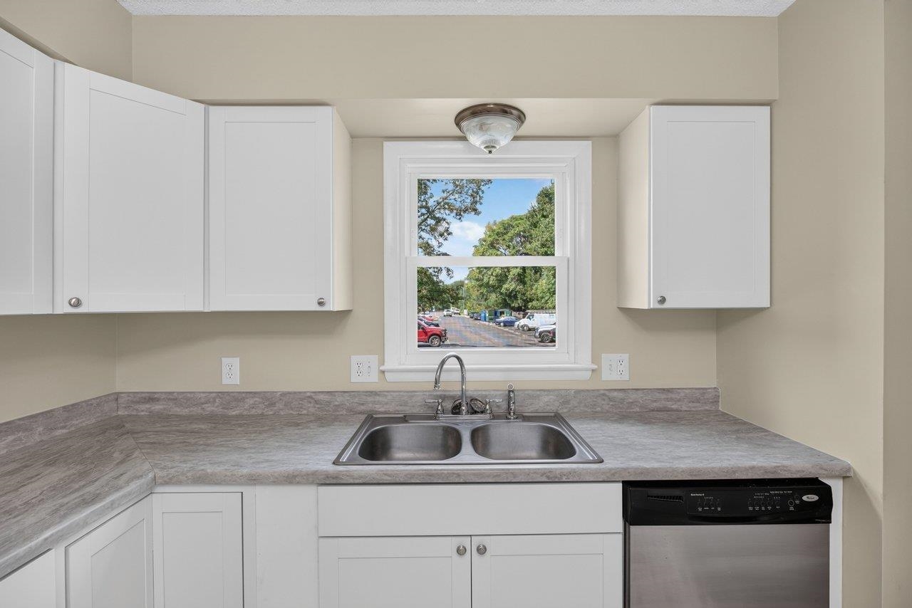 1425 Country Club Ct photo 7