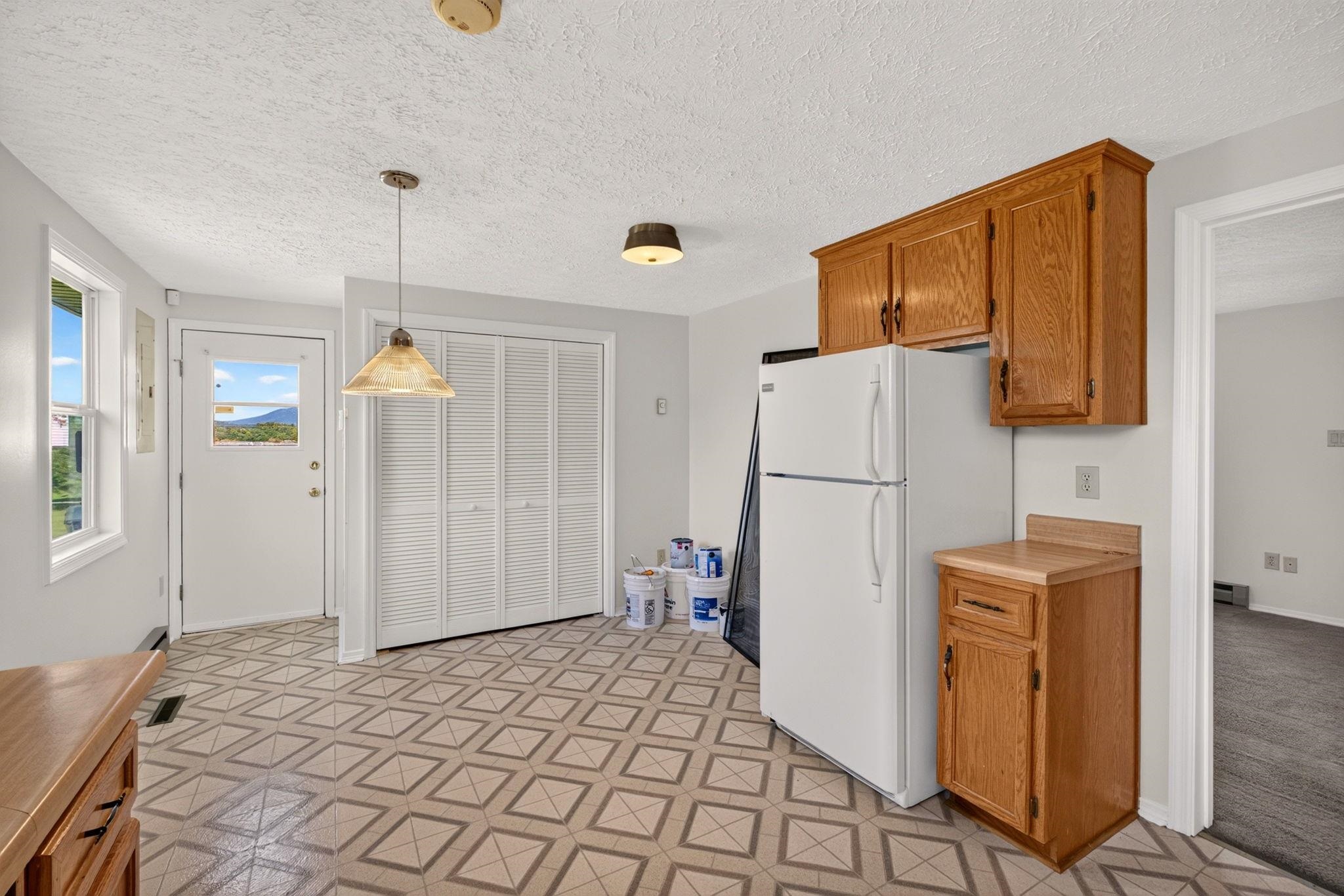 1801 Gum Ave photo 11