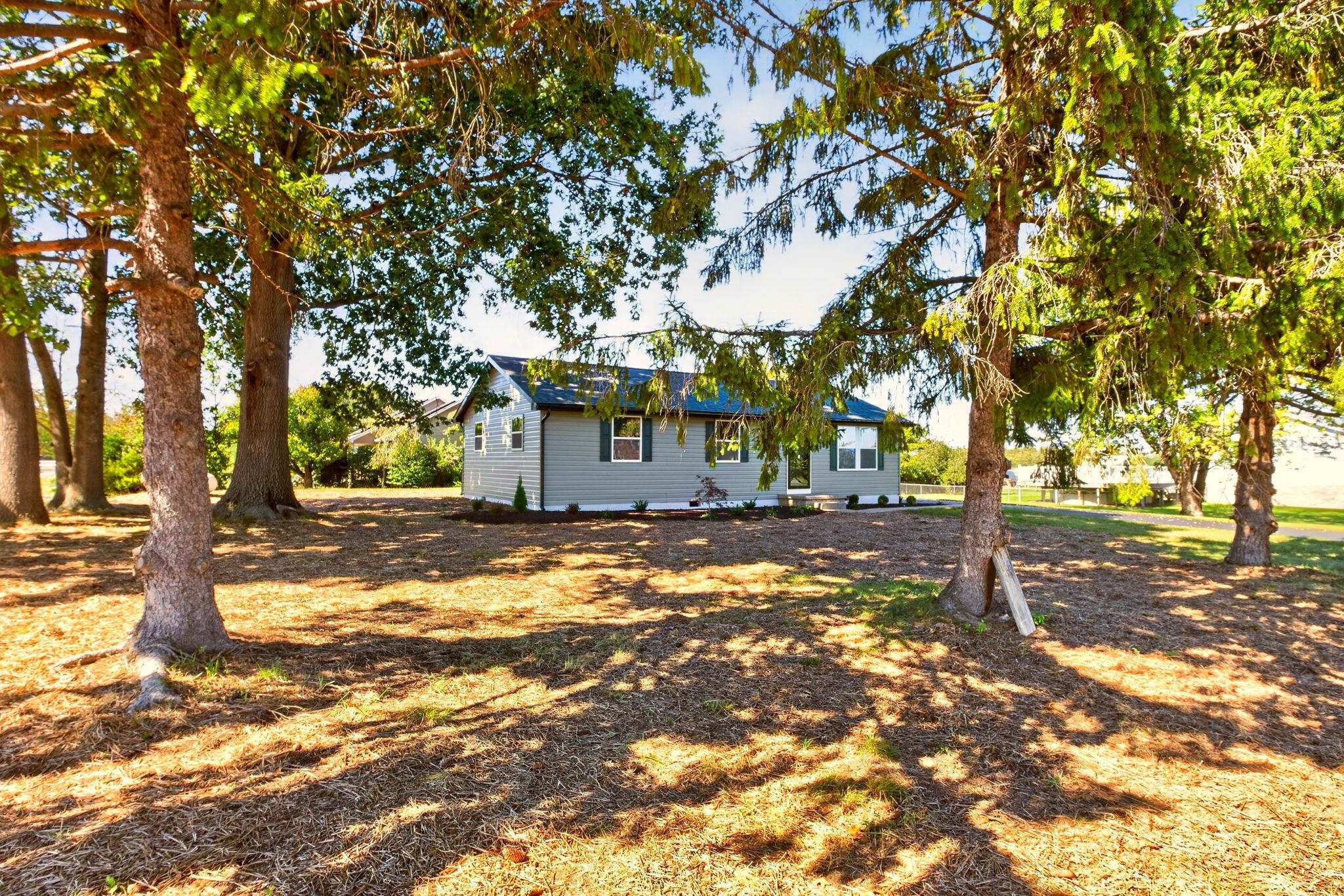 1801 Gum Ave, Grottoes, VA 24441 — photo 3