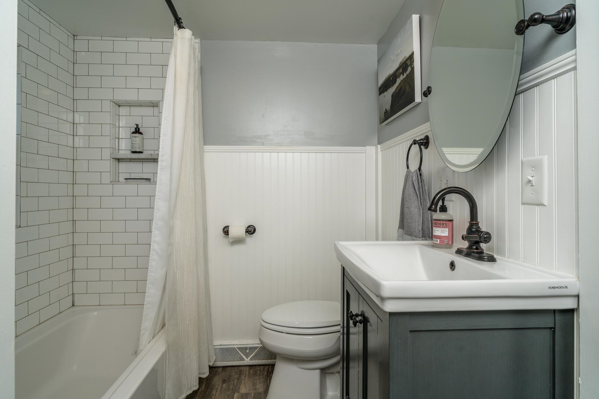10621 Wentworth Dr photo 14