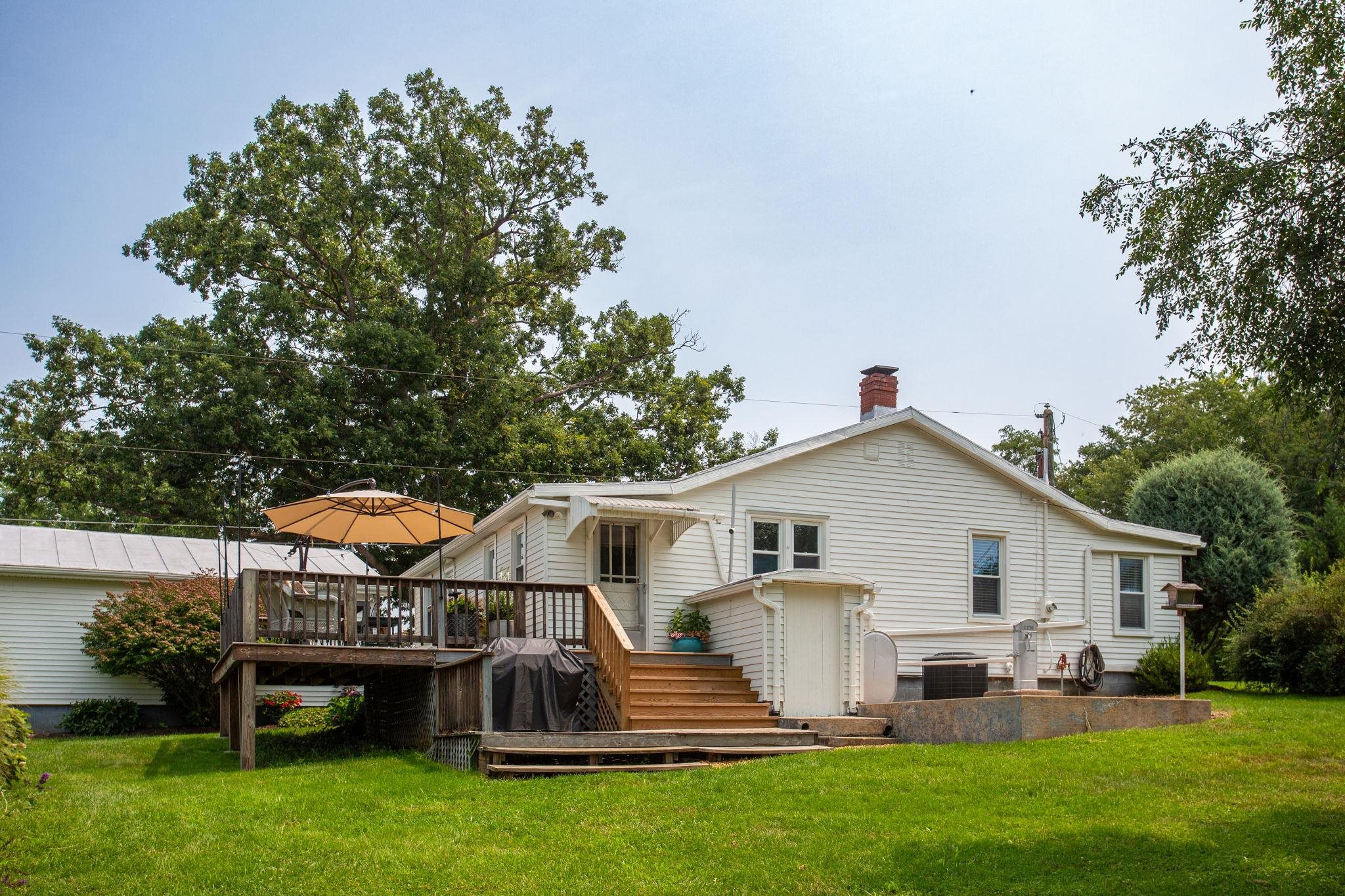 10621 Wentworth Dr photo 18