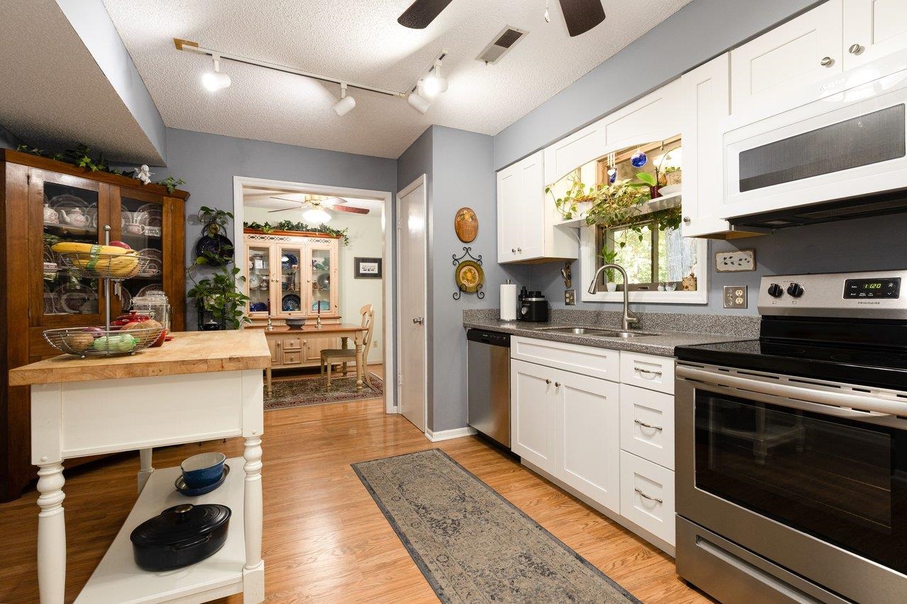 2504 Mountain Dr photo 15