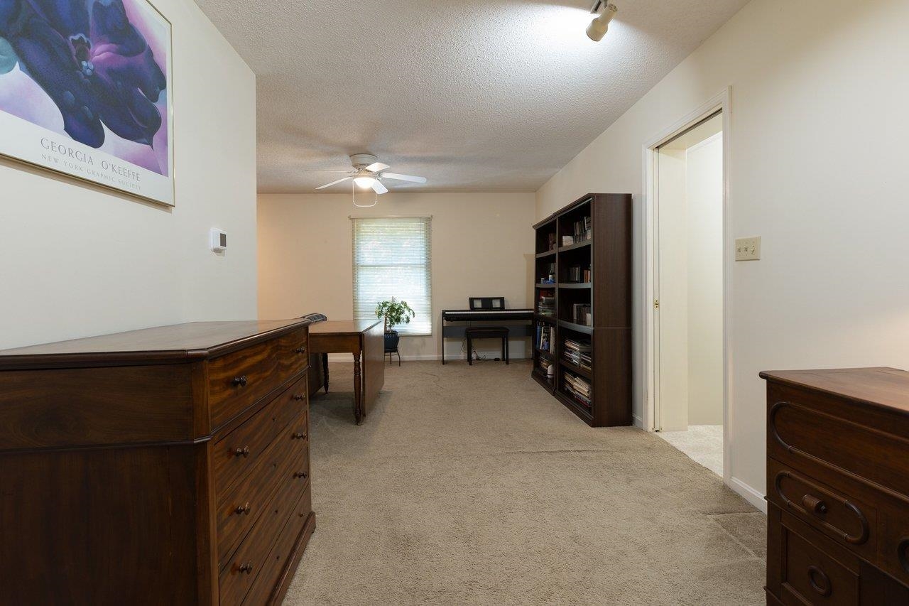 2504 Mountain Dr photo 23