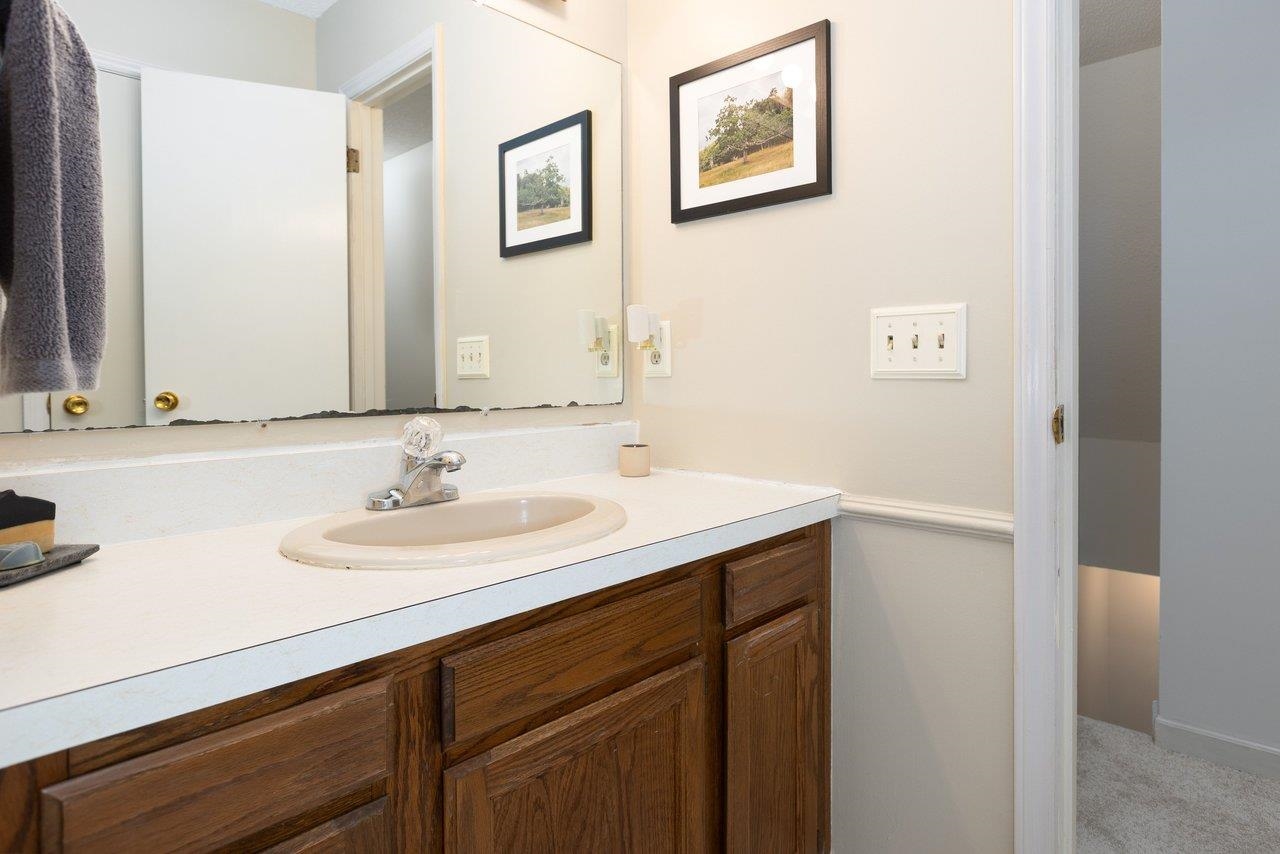 2504 Mountain Dr photo 36