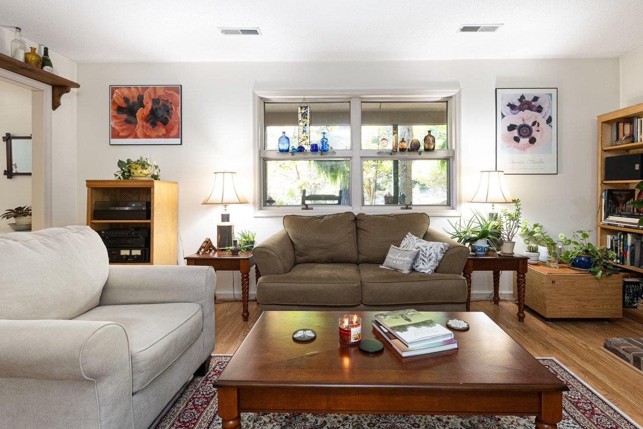 2504 Mountain Dr photo 5