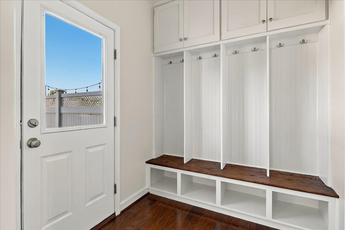 3255 Battery Park Pl photo 17