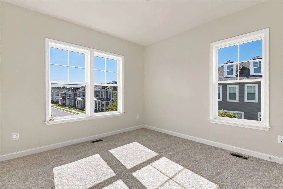 3255 Battery Park Pl photo 32