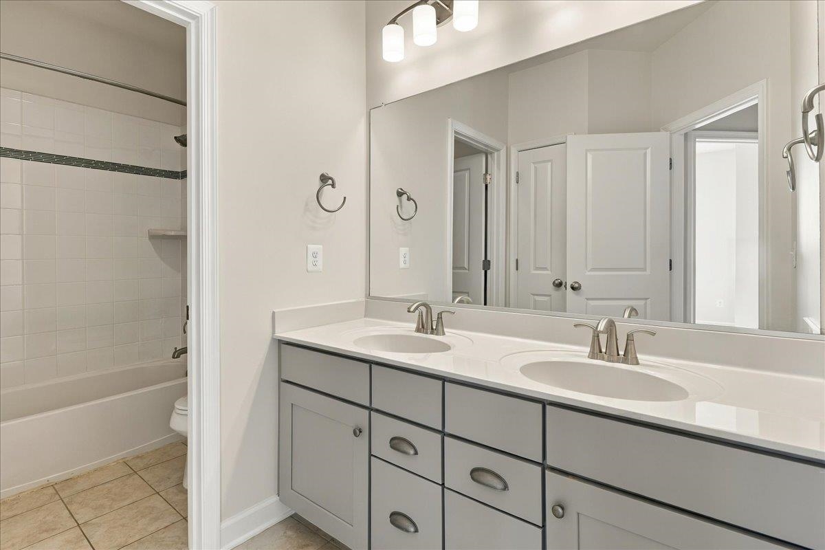 3255 Battery Park Pl photo 37
