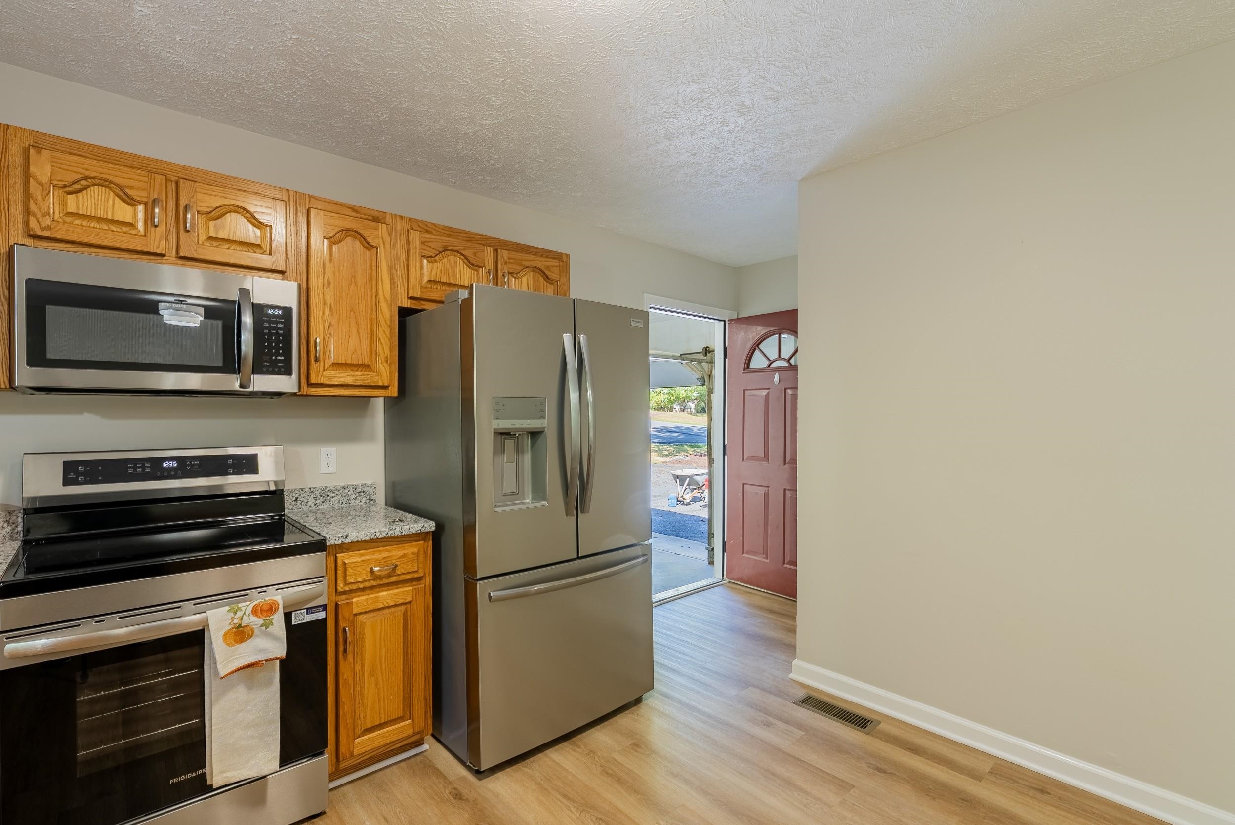 2571 Oak Grove photo 14