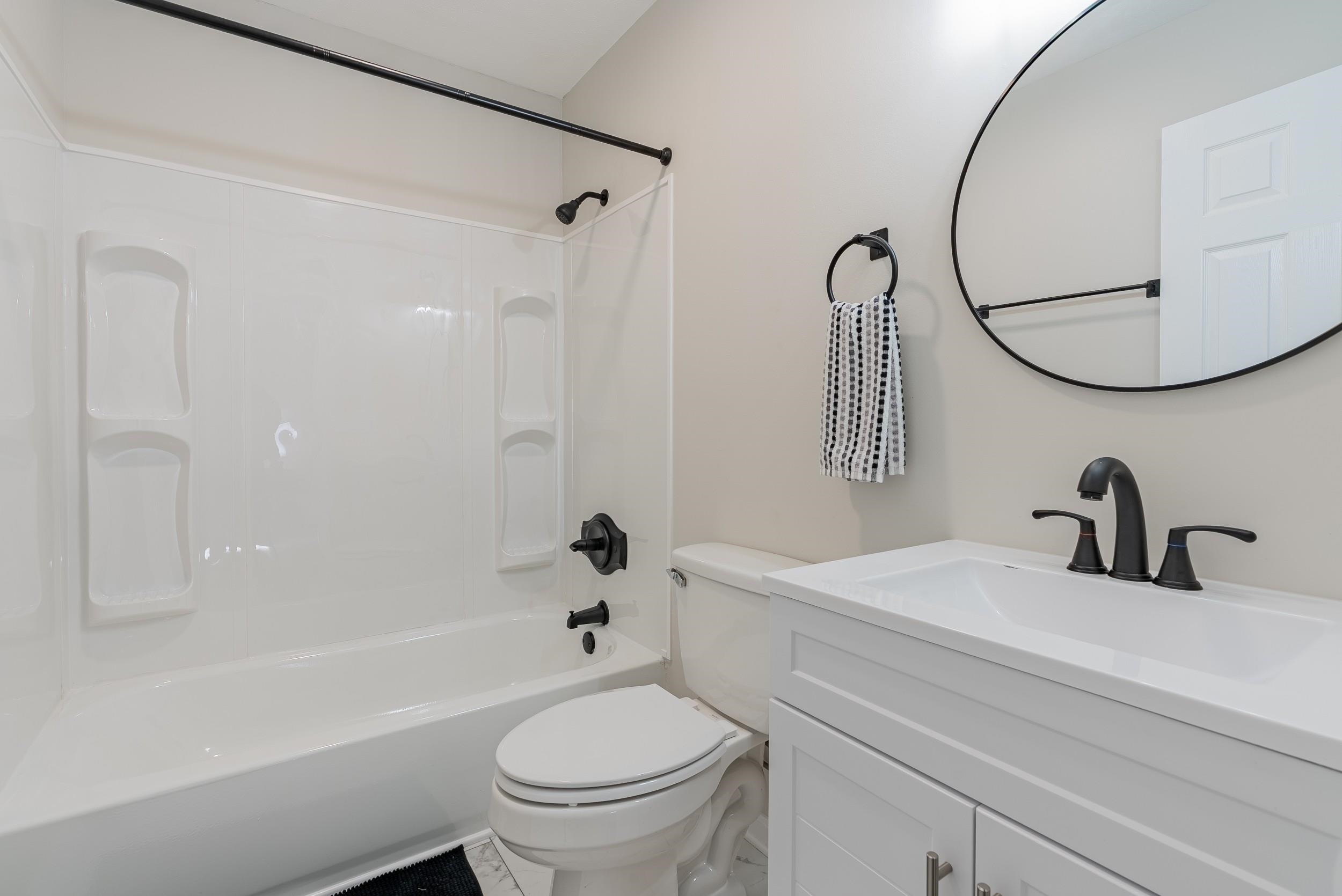 2571 Oak Grove photo 25