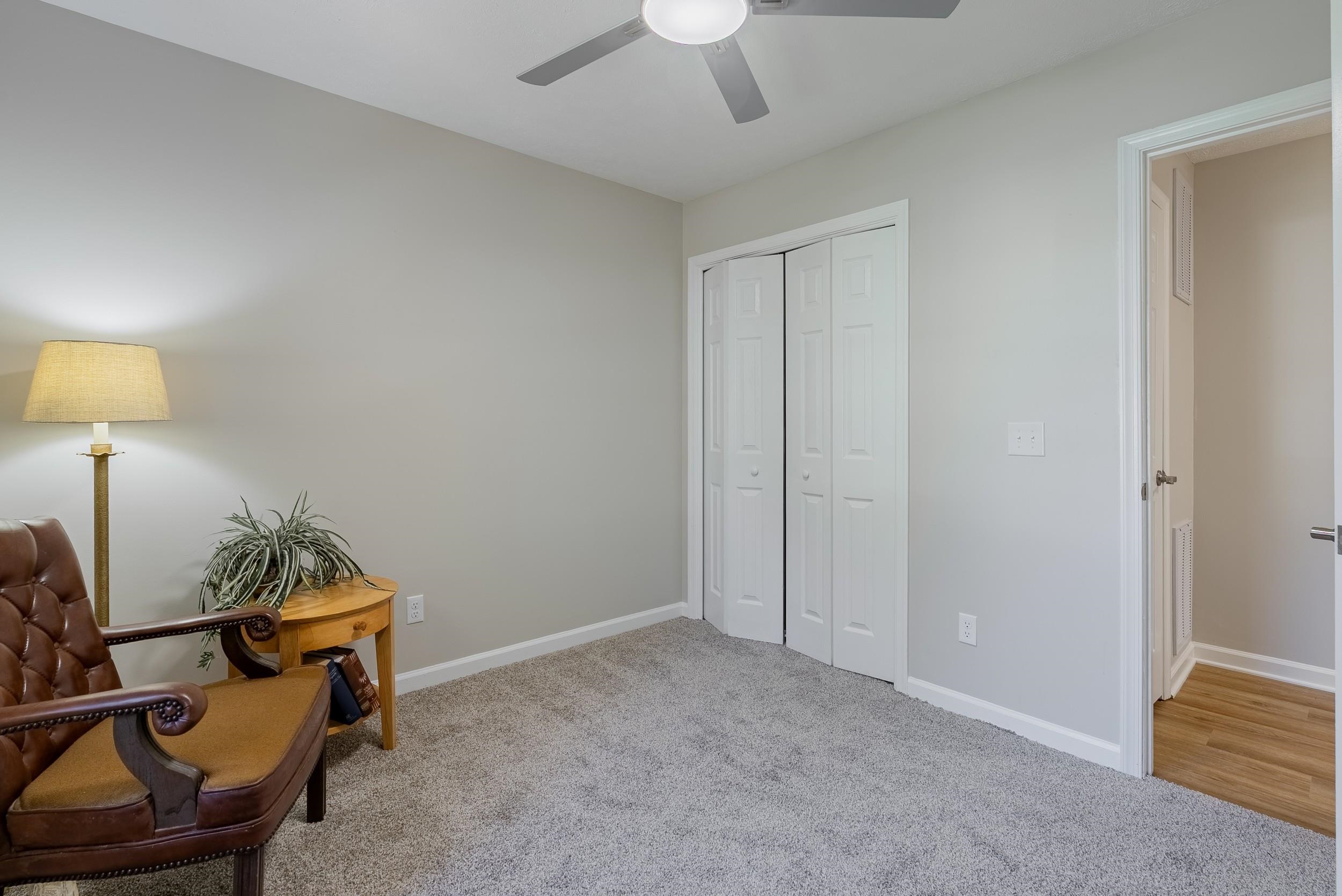 2571 Oak Grove photo 27