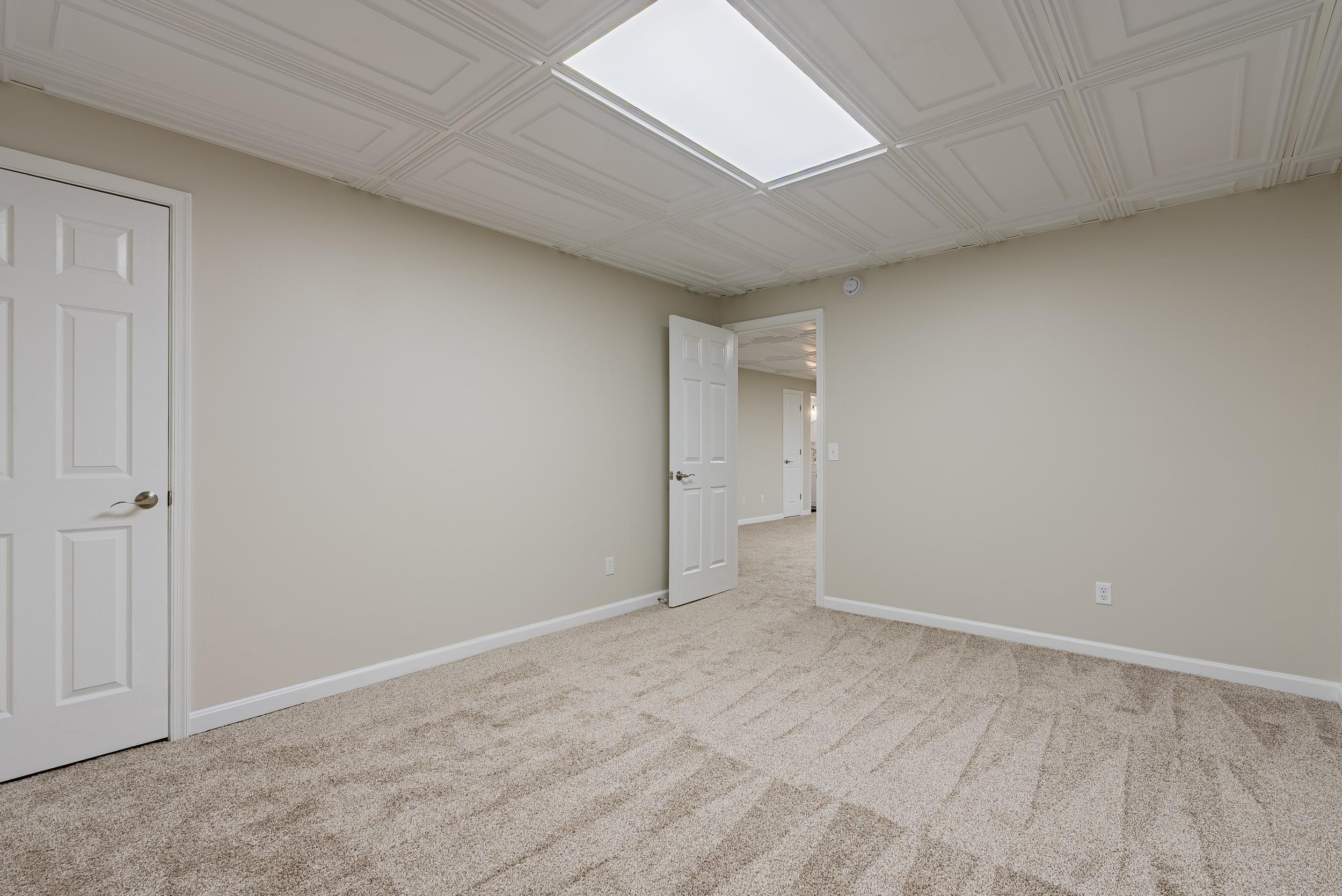 2571 Oak Grove photo 44