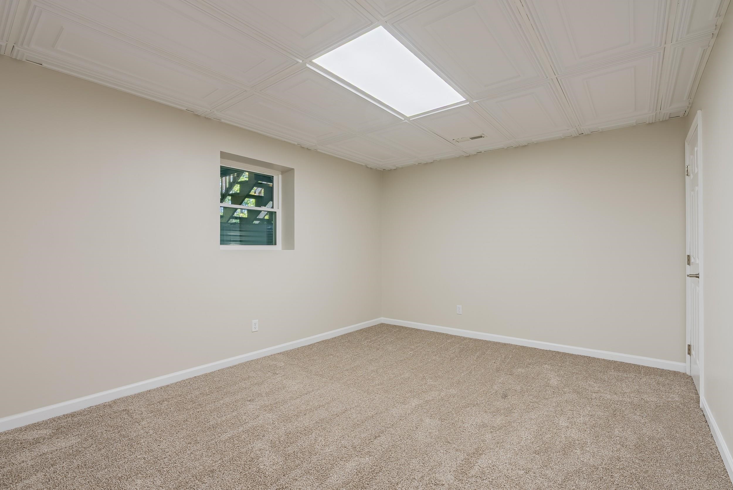 2571 Oak Grove photo 45