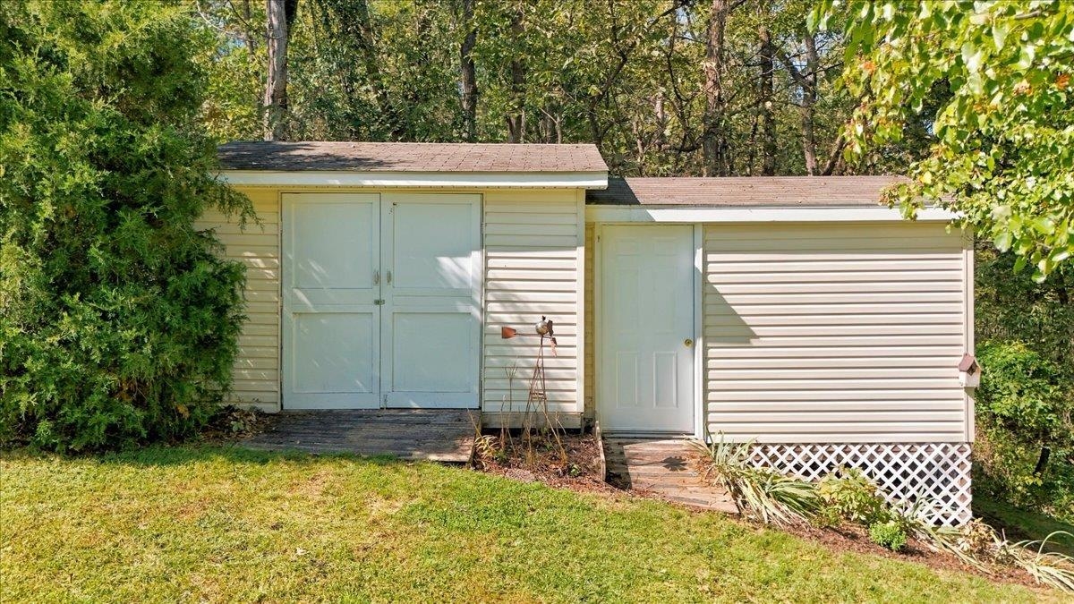 61 Confederacy Dr photo 42