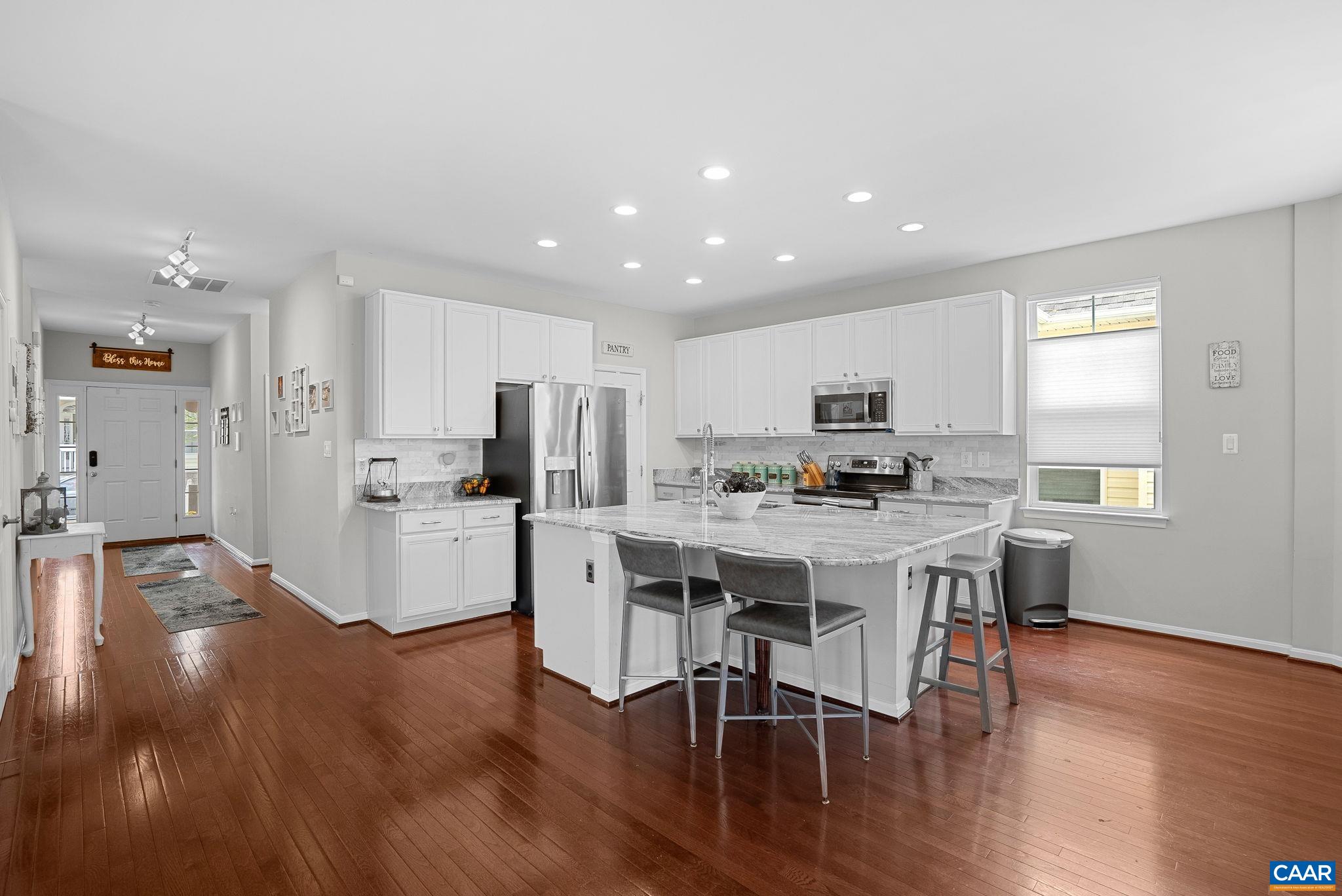 17450 Lethridge Cir, Round Hill, VA 20141 — photo 9