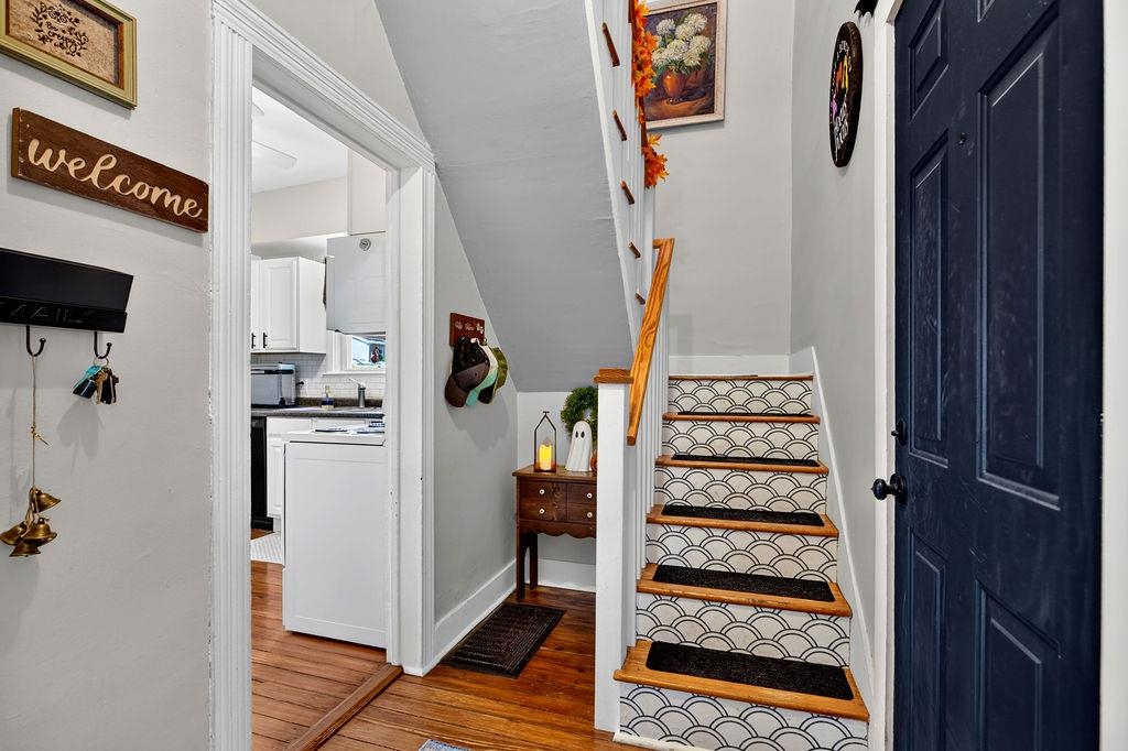 613 Collicello St photo 19