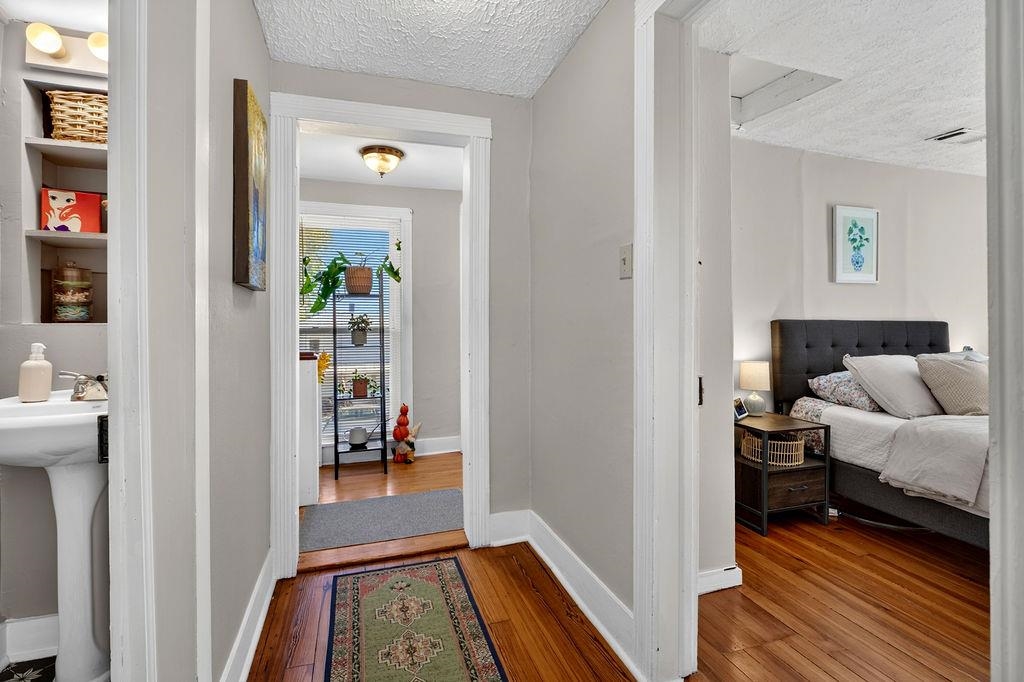613 Collicello St photo 21