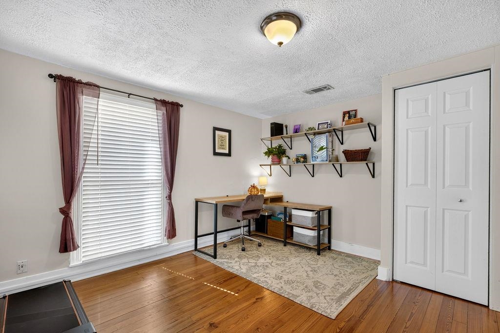 613 Collicello St photo 28
