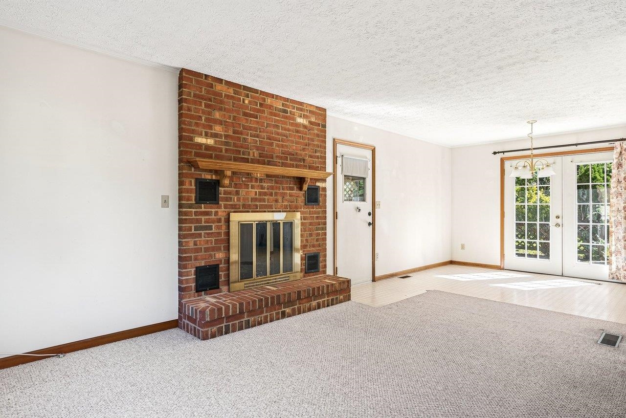 1154 Stuart St photo 15
