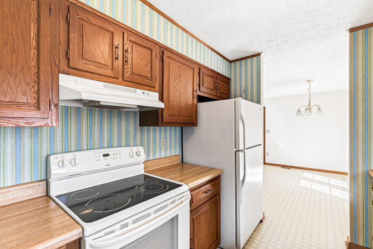 1154 Stuart St photo 23