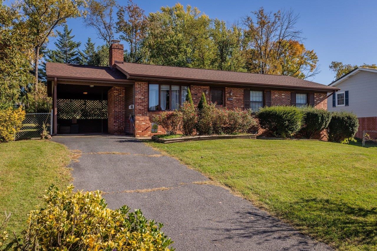1154 Stuart St photo 5