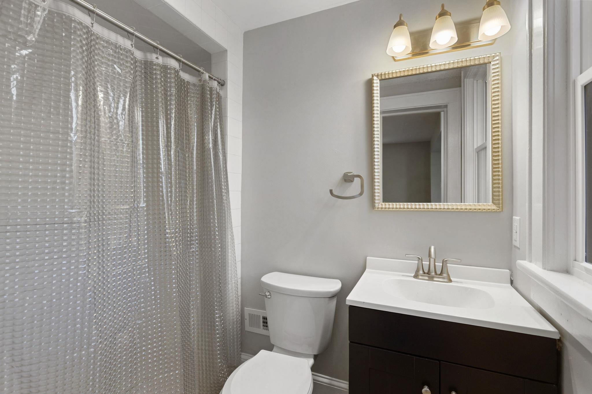 210 Dixie Ave photo 13