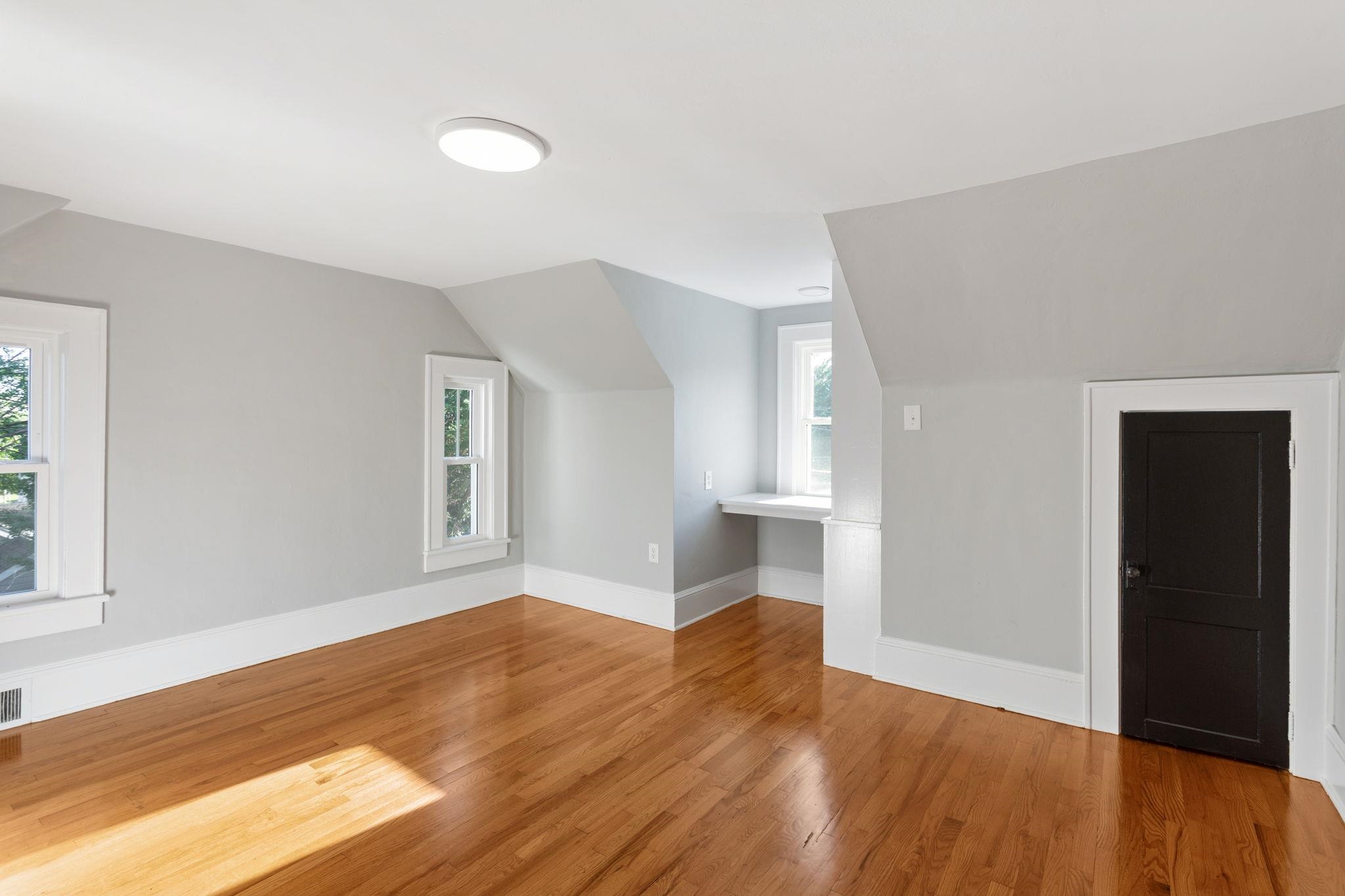 210 Dixie Ave photo 15